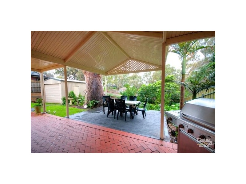 8 Petrel Court, Flagstaff Hill SA 5159