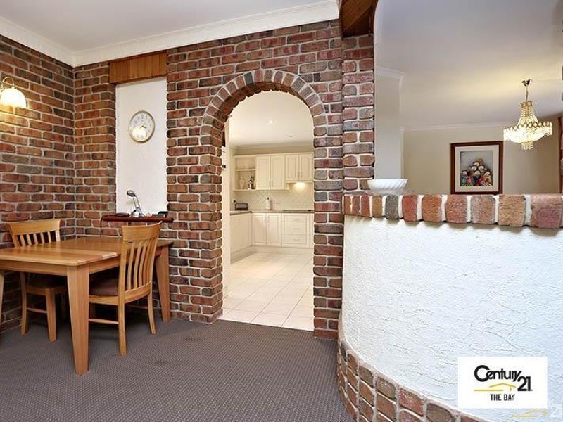 33 Ridgefield Avenue, Seaview Downs SA 5049