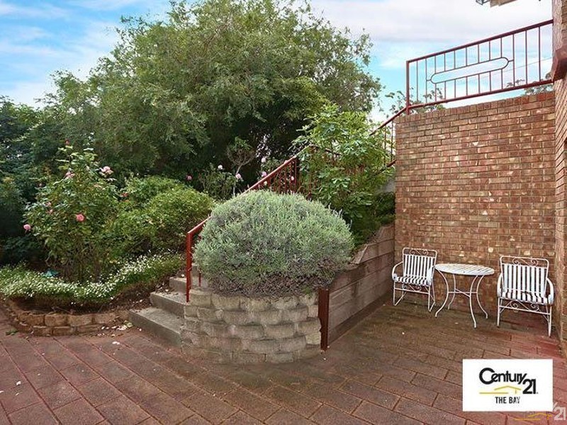 33 Ridgefield Avenue, Seaview Downs SA 5049