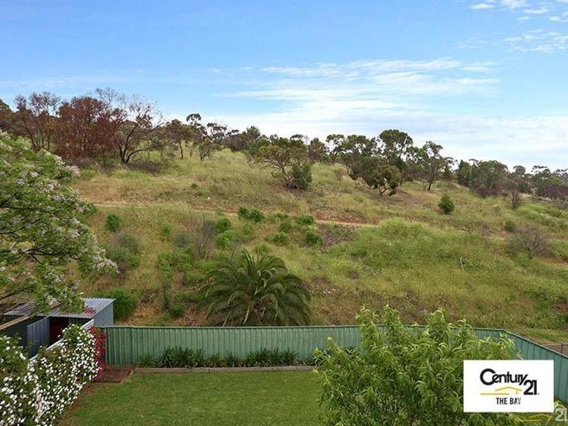 33 Ridgefield Avenue, Seaview Downs SA 5049