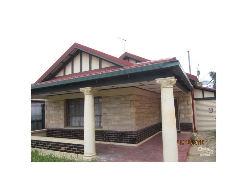 9 Old Tapleys Hill Rd, Glenelg North SA 5045