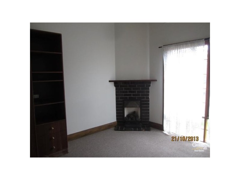 9 Old Tapleys Hill Rd, Glenelg North SA 5045