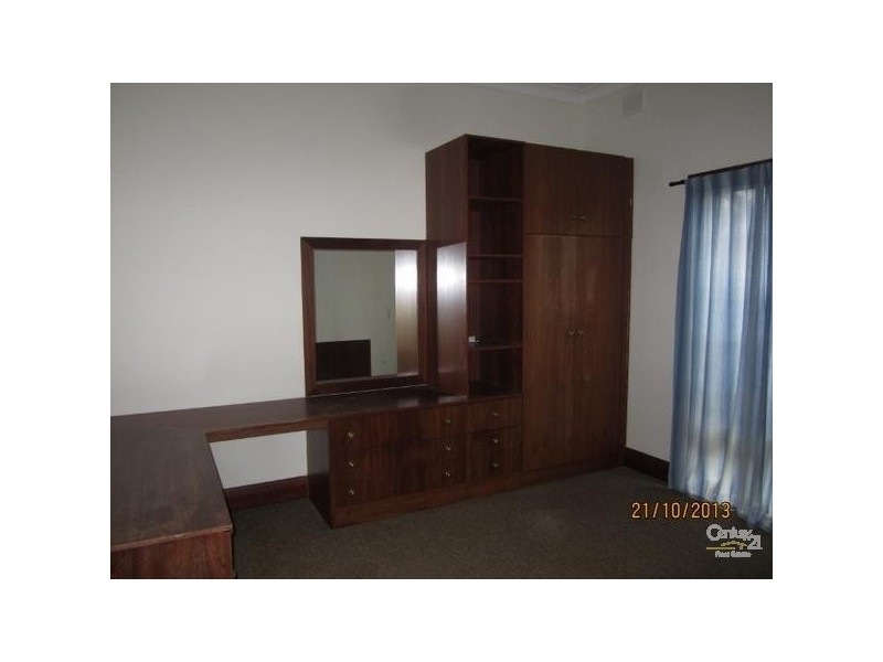 9 Old Tapleys Hill Rd, Glenelg North SA 5045