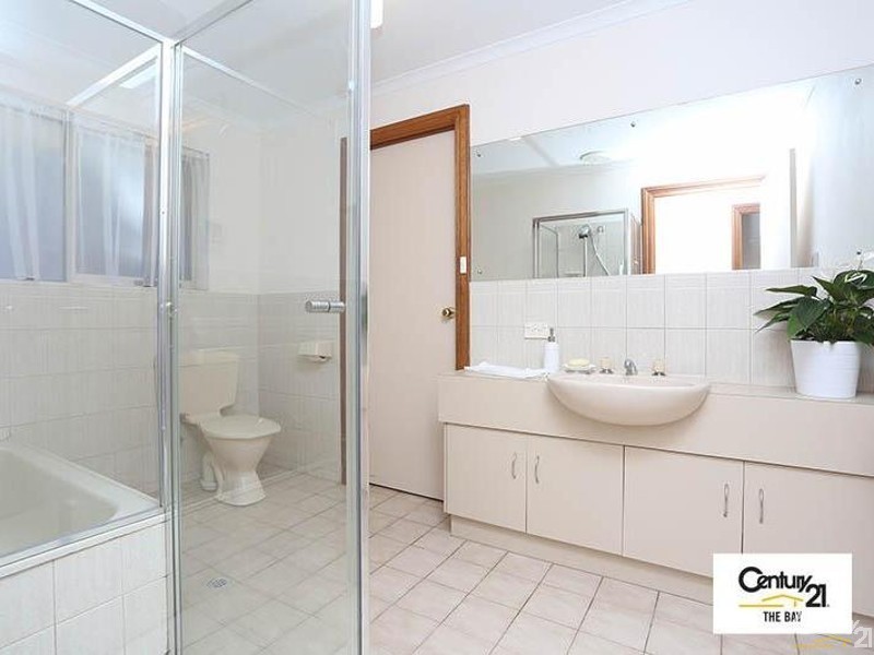 13 Jacaranda Grove, Oaklands Park SA 5046