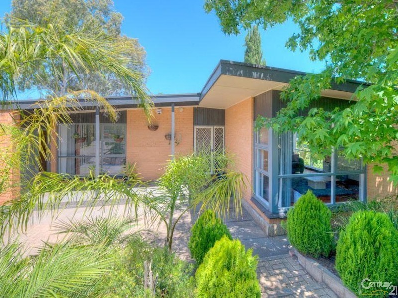 14 Saphire Road, Morphett Vale SA 5162