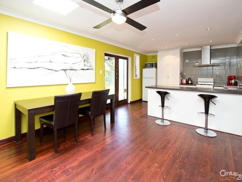 14 Saphire Road, Morphett Vale SA 5162