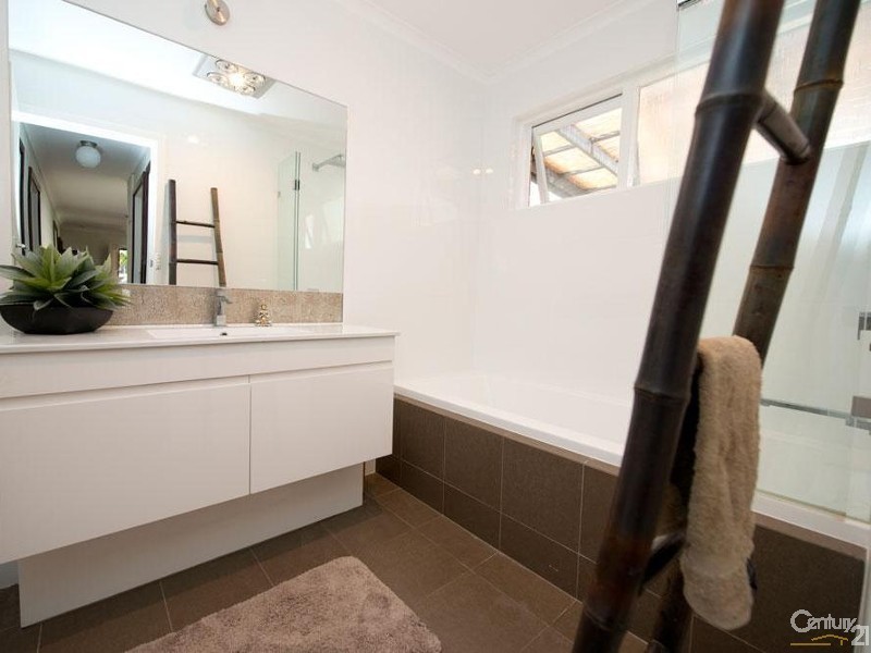 14 Saphire Road, Morphett Vale SA 5162