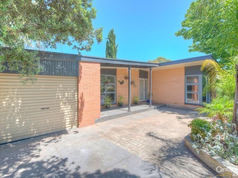 14 Saphire Road, Morphett Vale SA 5162