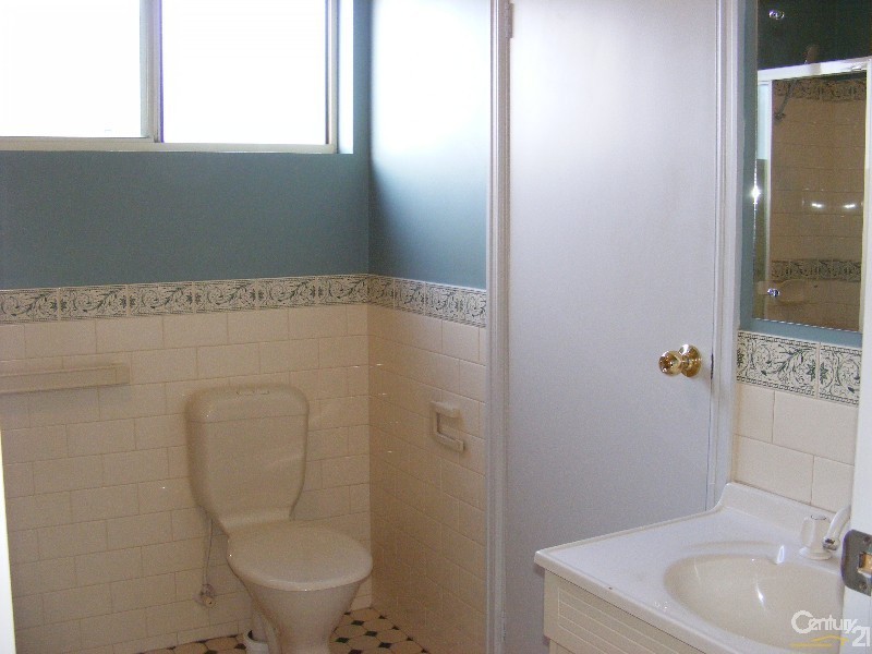 4/2 Maple Avenue, Clovelly Park SA 5042