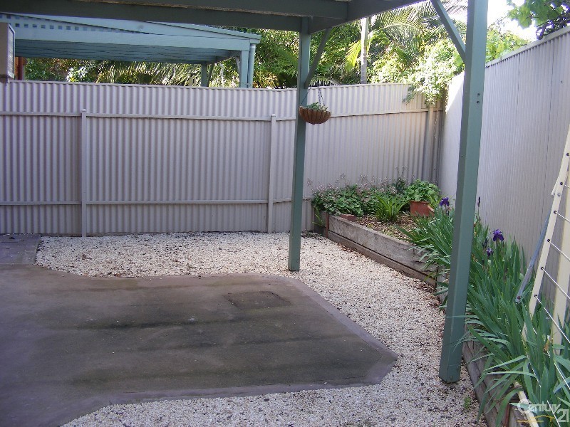 4/2 Maple Avenue, Clovelly Park SA 5042