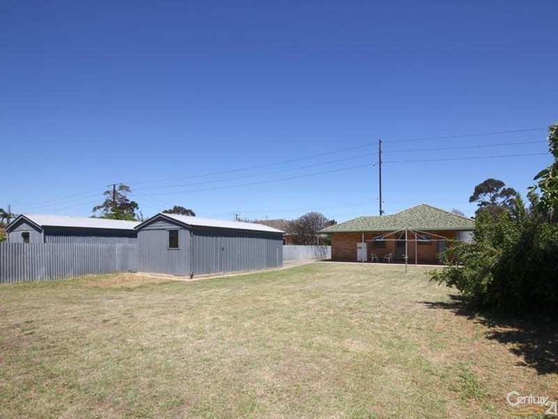 5 Wood Street, South Plympton SA 5038