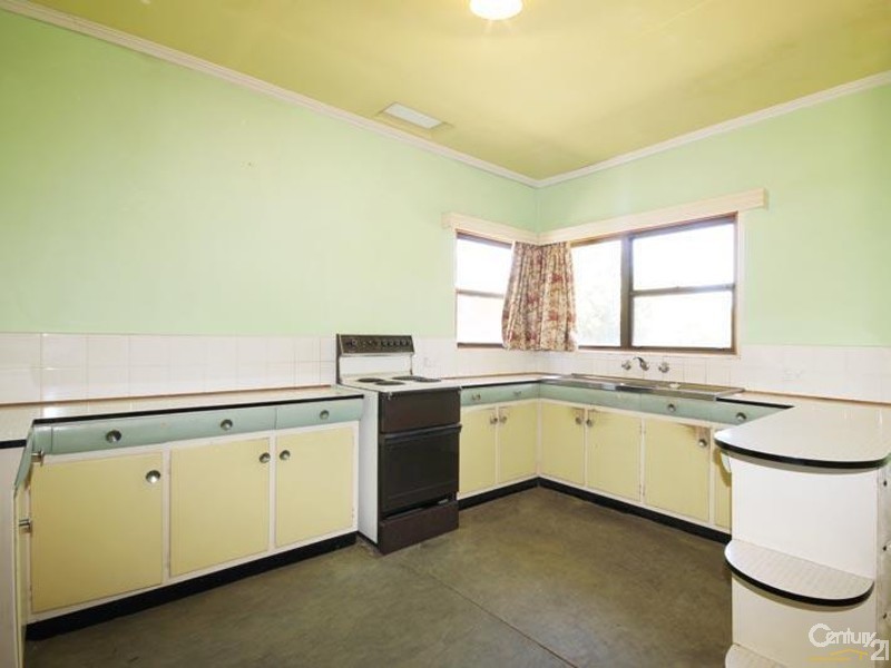 5 Wood Street, South Plympton SA 5038