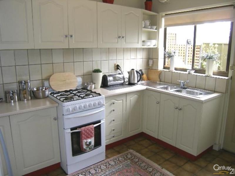 1/8 Wallala Ave, Park Holme SA 5043