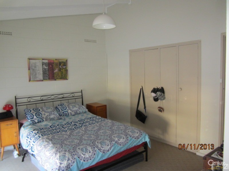 9/1 Gore St, Glenelg North SA 5045