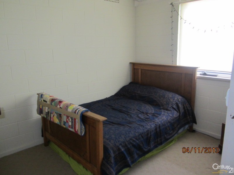 9/1 Gore St, Glenelg North SA 5045