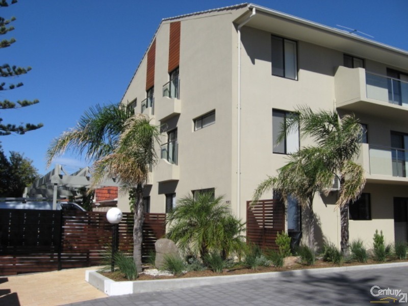 27/18 Broadway, Glenelg South SA 5045