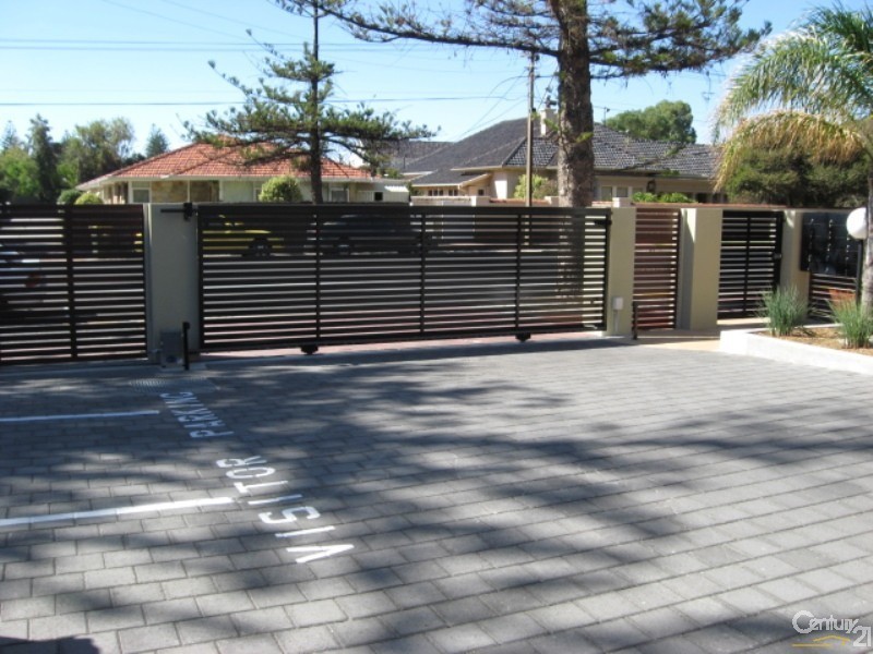 27/18 Broadway, Glenelg South SA 5045