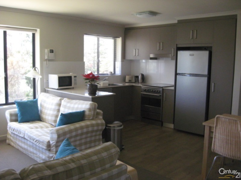 27/18 Broadway, Glenelg South SA 5045