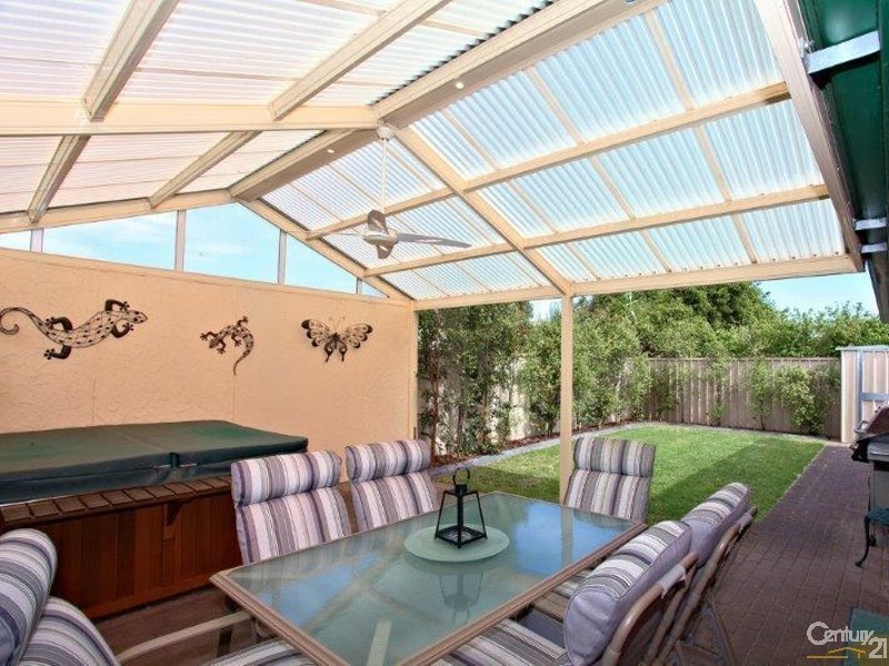 2/114 Tapleys Hill Road, Glenelg North SA 5045