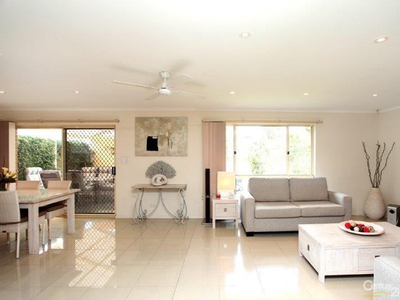 2/114 Tapleys Hill Road, Glenelg North SA 5045