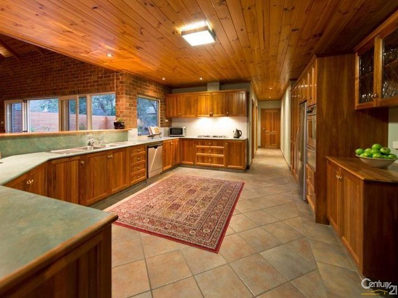 18 Fourth Road, Belair SA 5052