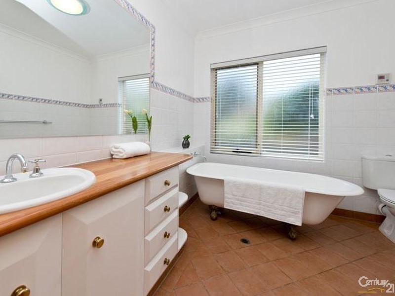 18 Fourth Road, Belair SA 5052