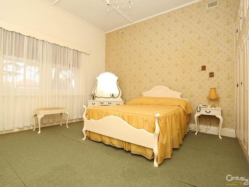 19 Kearnes Road, Oaklands Park SA 5046