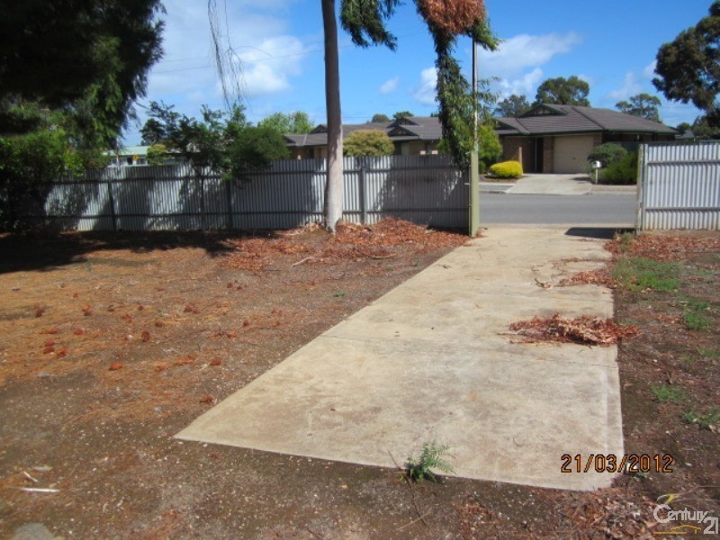 83 Nunyah Ave, Park Holme SA 5043