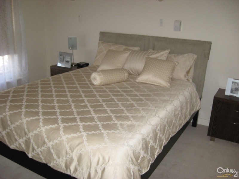 8 Hamilton St, Glenelg North SA 5045