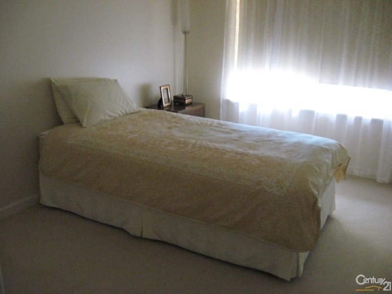 8 Hamilton St, Glenelg North SA 5045