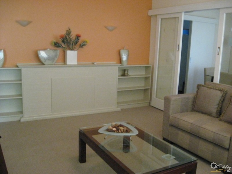 8 Hamilton St, Glenelg North SA 5045