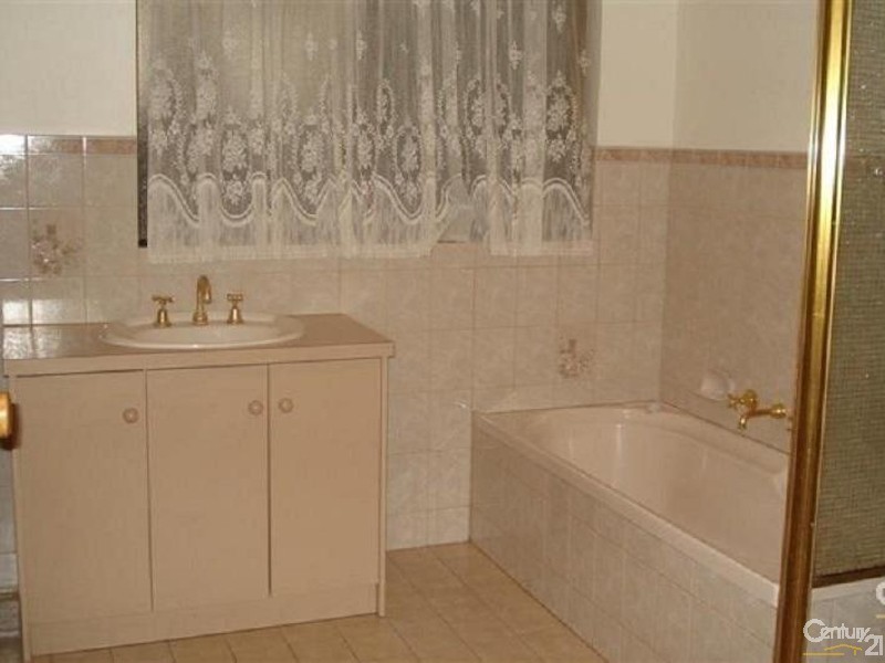 8  Charles Street, Plympton SA 5038