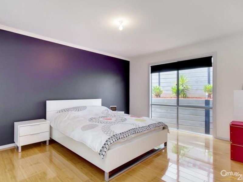 28 Maluka Drive, Happy Valley SA 5159