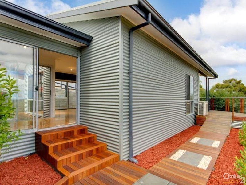 28 Maluka Drive, Happy Valley SA 5159