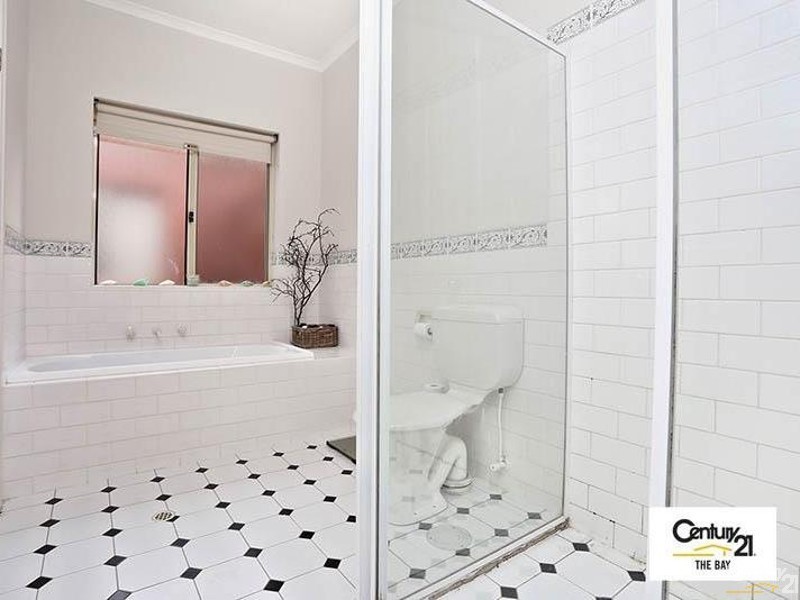 6 Syme Avenue, Seacombe Gardens SA 5047