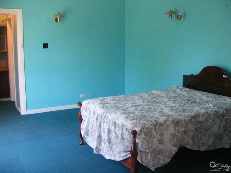 16 Windermere Avenue, Clapham SA 5062