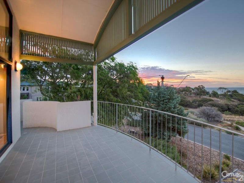 1 Glenvale Avenue, Marino SA 5049