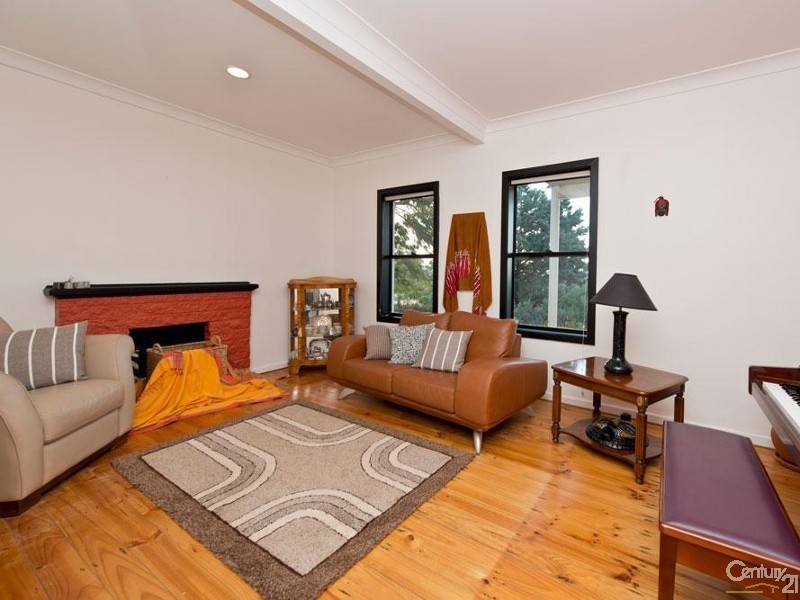 1 Glenvale Avenue, Marino SA 5049