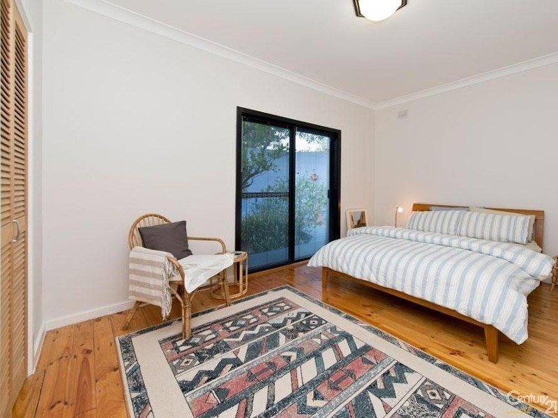 1 Glenvale Avenue, Marino SA 5049