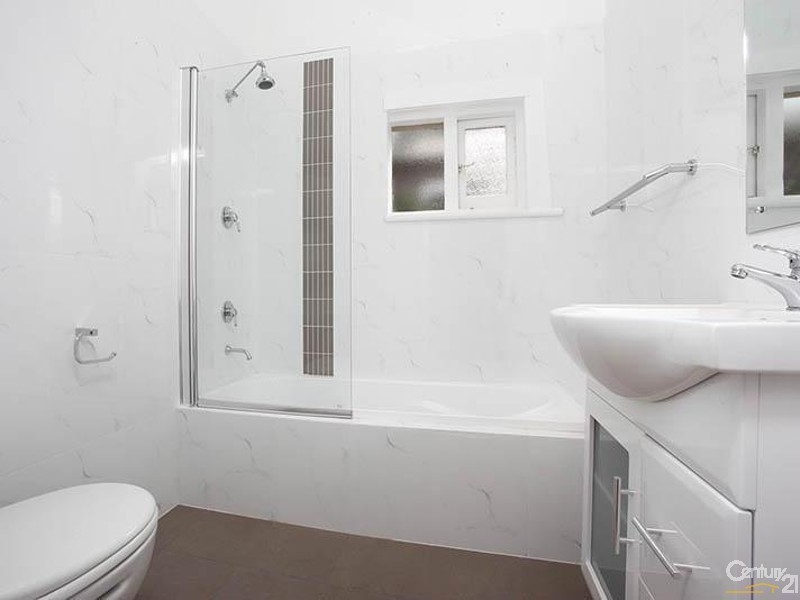 19 Ruthven Avenue, Glandore SA 5037