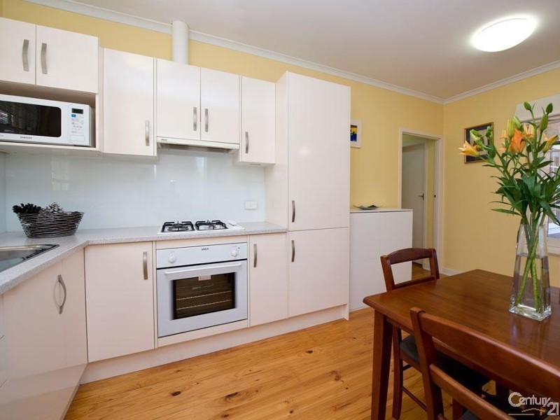 4/8 Edison Street, Glenelg North SA 5045