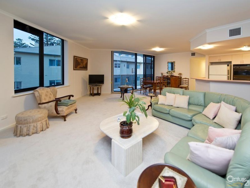 5/18 South Esplanade, Glenelg SA 5045