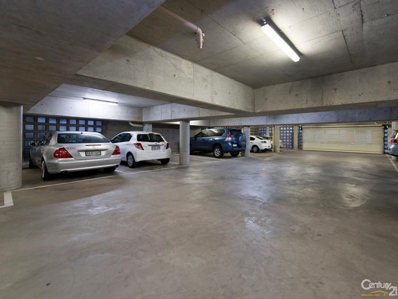 5/18 South Esplanade, Glenelg SA 5045