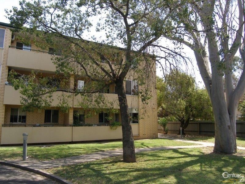 11/21 Laught Avenue, Black Forest SA 5035