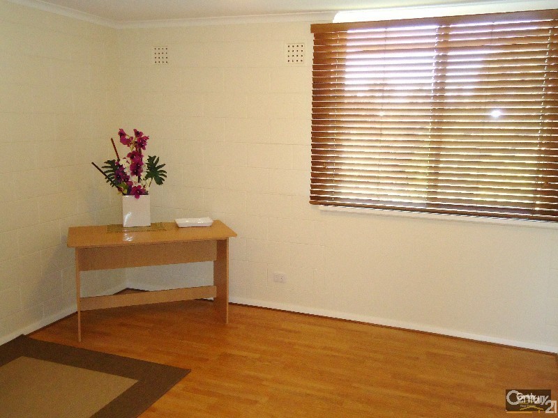 11/21 Laught Avenue, Black Forest SA 5035