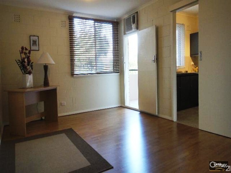 11/21 Laught Avenue, Black Forest SA 5035