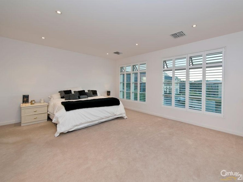 2 King George Close, Seacliff Park SA 5049