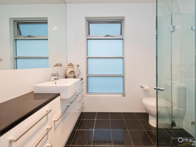 2 King George Close, Seacliff Park SA 5049