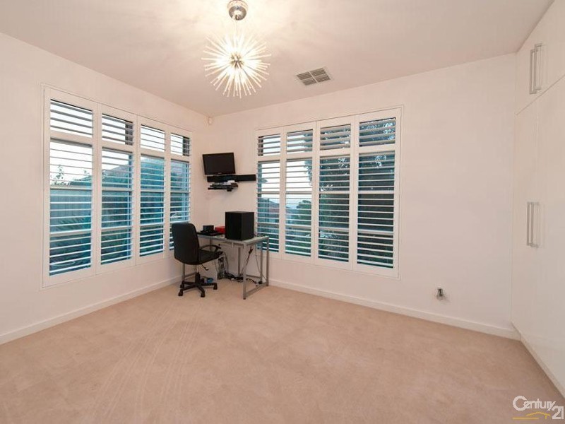 2 King George Close, Seacliff Park SA 5049