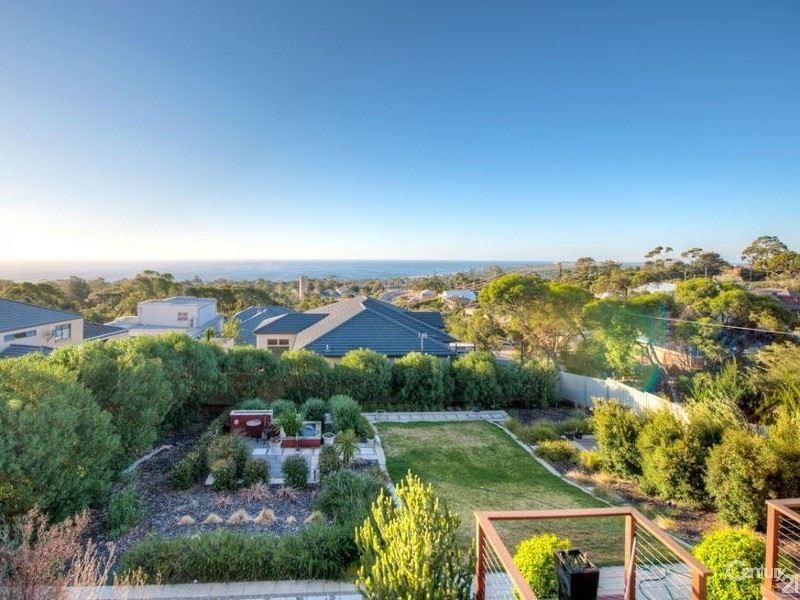 2 King George Close, Seacliff Park SA 5049